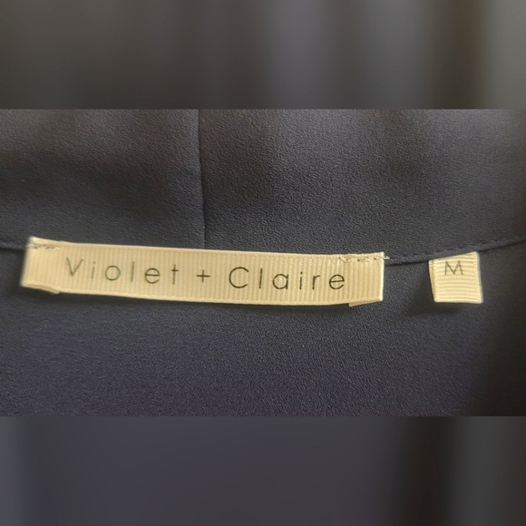 Violet & Claire Navy Blue Sleeveless Blouse in Medium - Picture 3 of 3